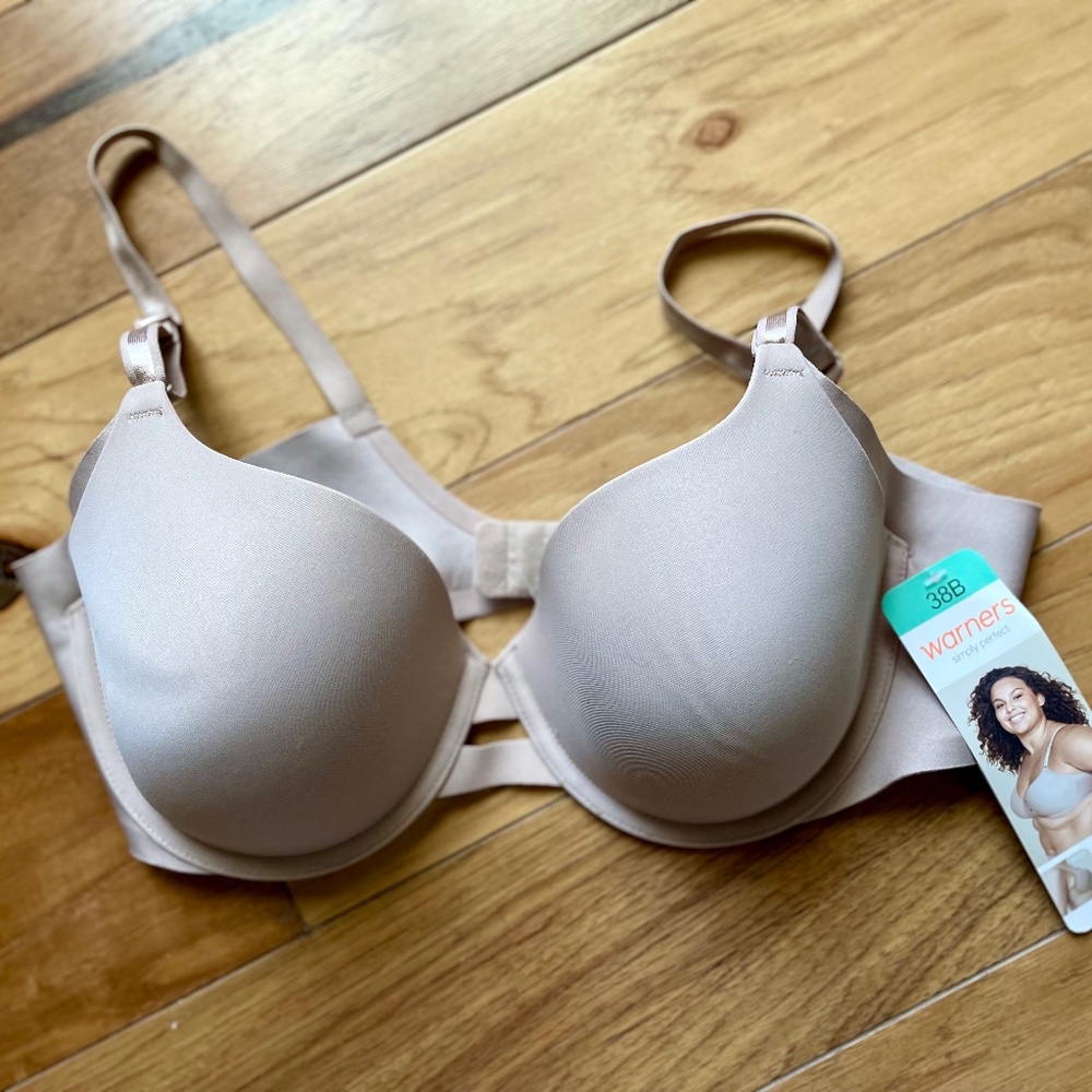 NEW NWT Warner's Lightly Lined Underwire Bra Nude 38B